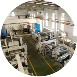 Công đoạn kéo sợi của công ty sản xuất bao bì Dương Vinh Hoa